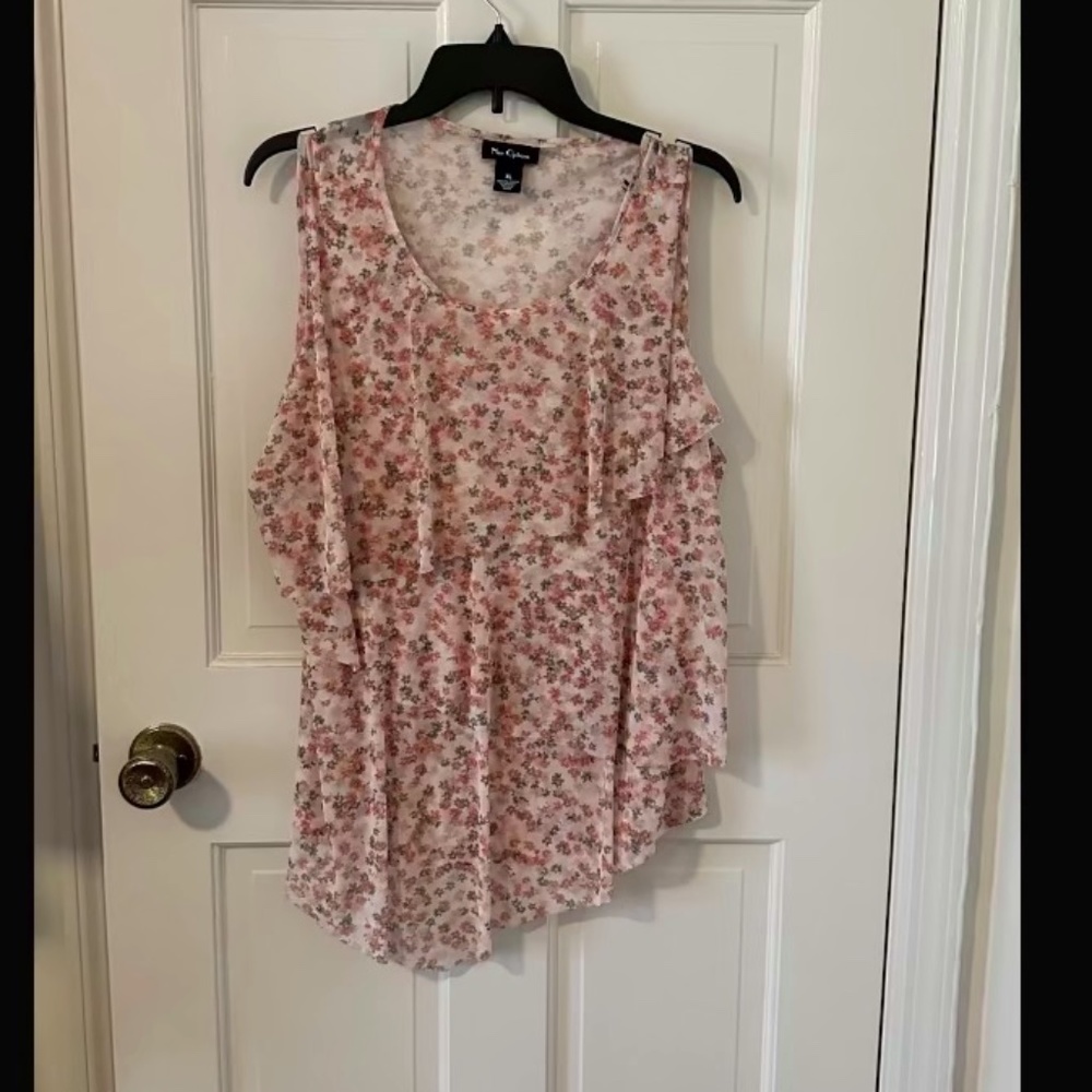 Nue Options Floral Ruffle Blouse XL